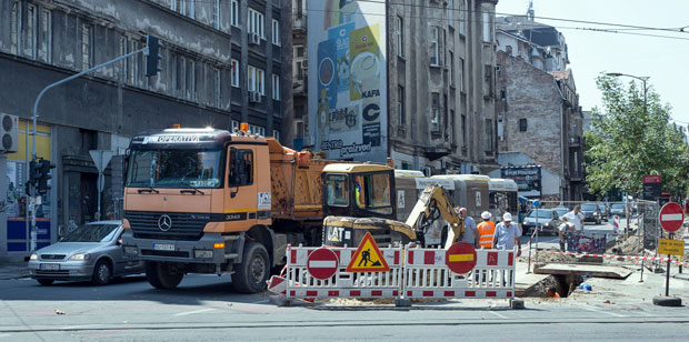 Спорије у Булевару деспота Стефана